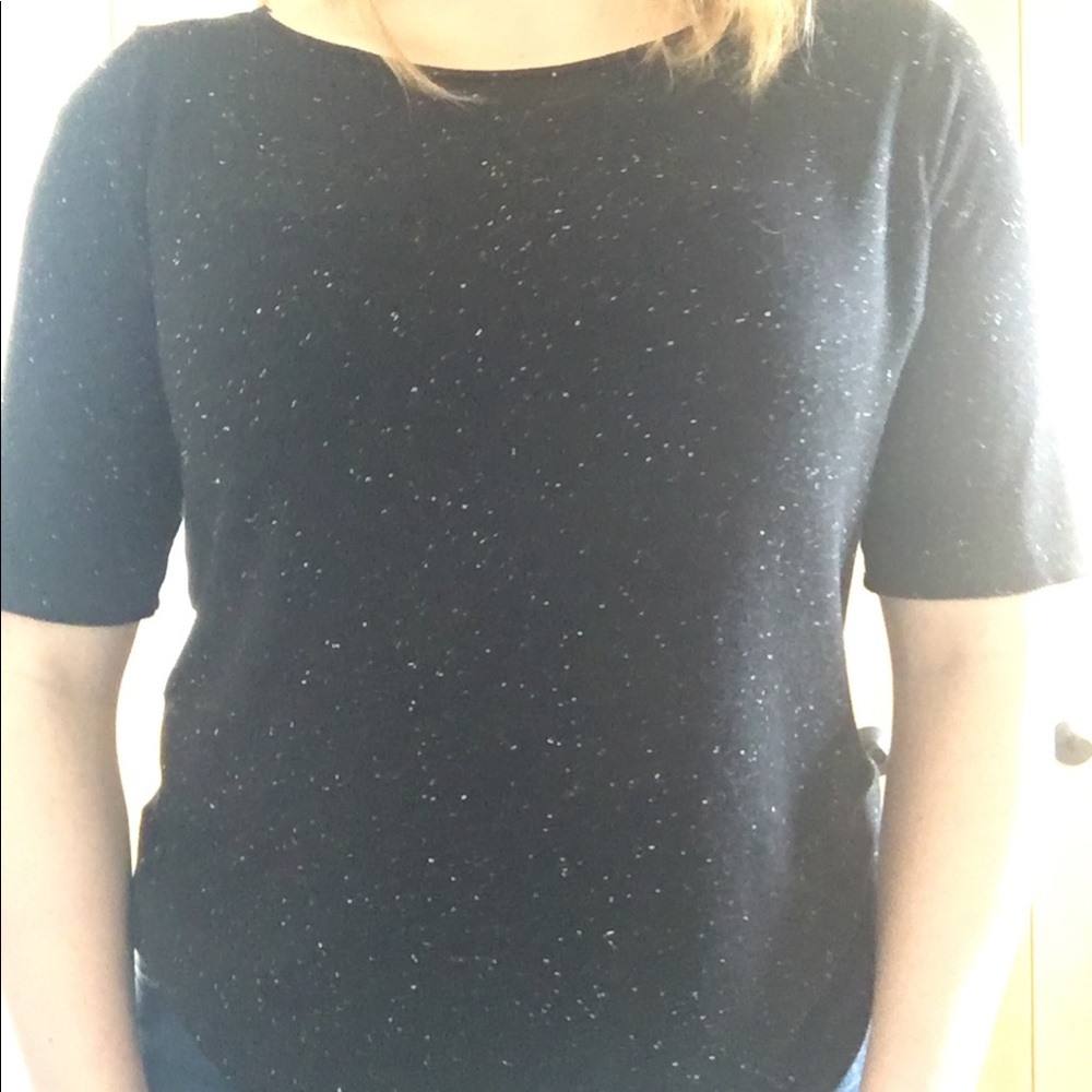 Elbow length shirt. COMFY!